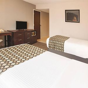 Queen Room Two Queen Beds Non-Smoking